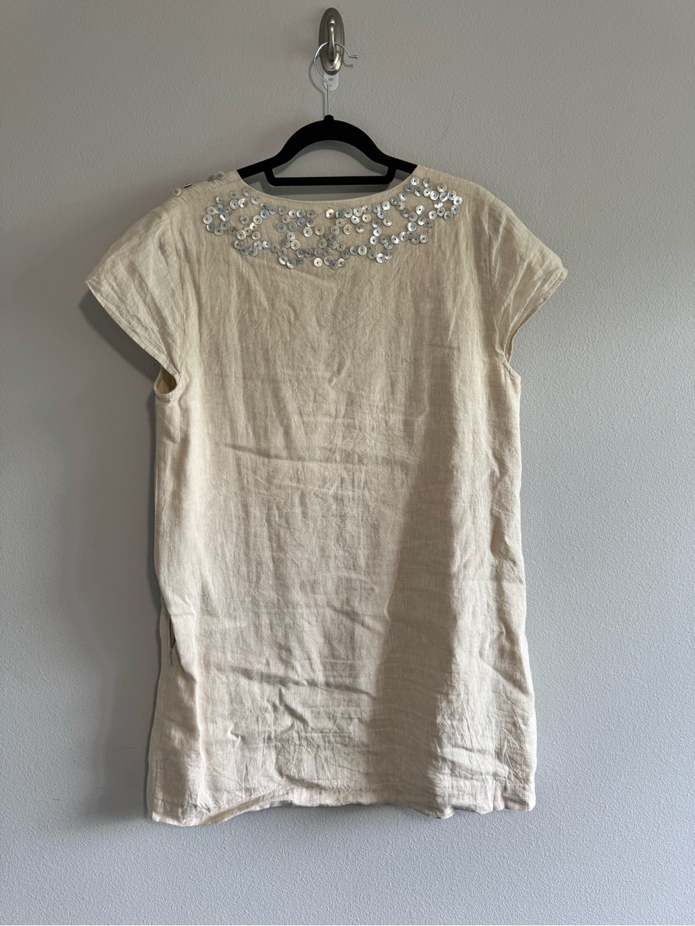 Vineyard Vines Cream Embellished V-Neck Tunic - Picture 5 of 7